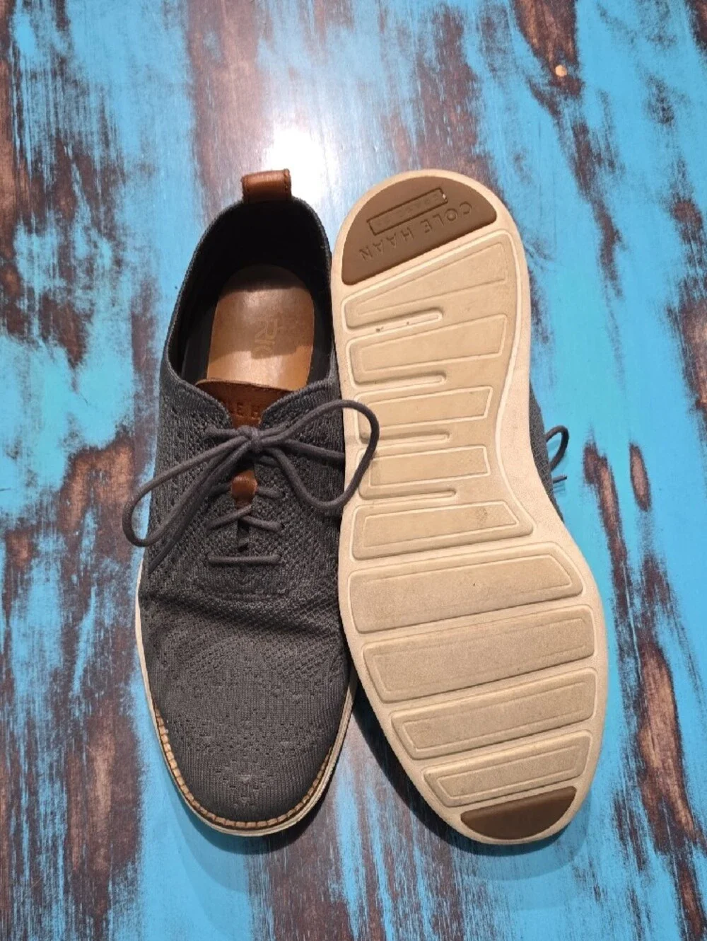 Cole Haan lightweight knit